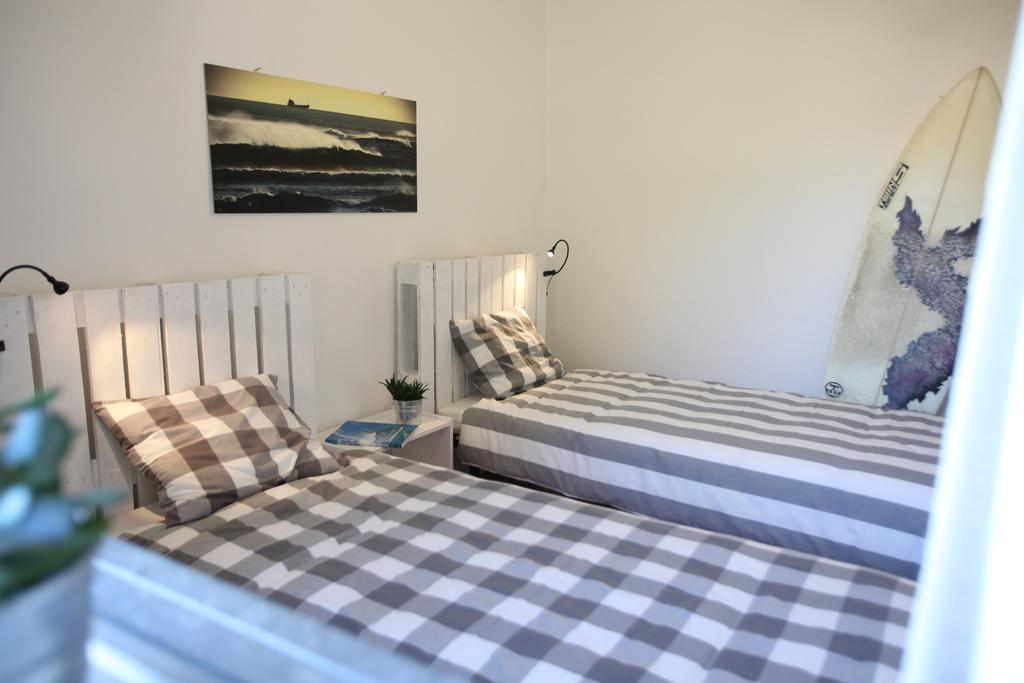 Moka Surfhouse Hostel Ерисейра Стая снимка