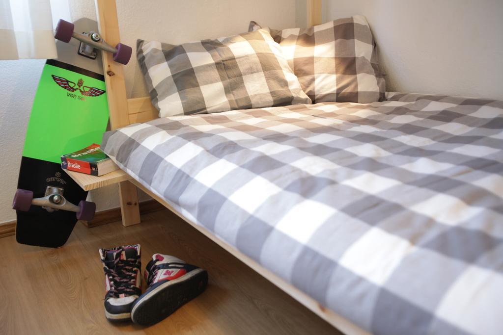 Moka Surfhouse Hostel Ерисейра Стая снимка