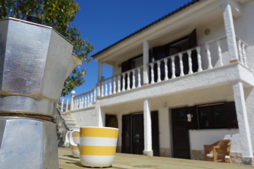 Moka Surfhouse Hostel Ерисейра Екстериор снимка