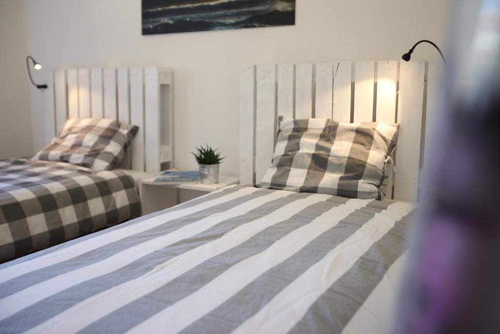 Moka Surfhouse Hostel Ерисейра Стая снимка